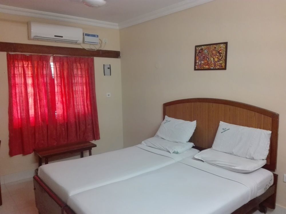 Ktdc Nandanam Guruvayoor Hotel Guruvayur Exterior photo